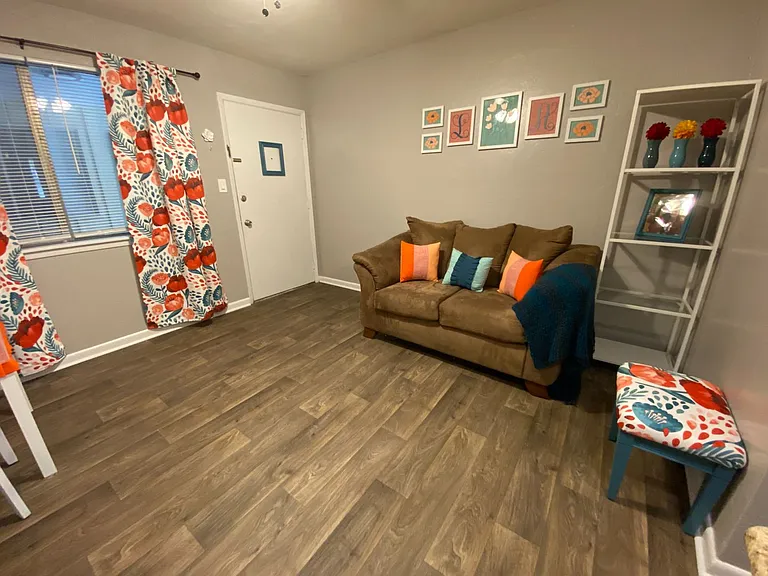1215 Lee Ave — Photo 18