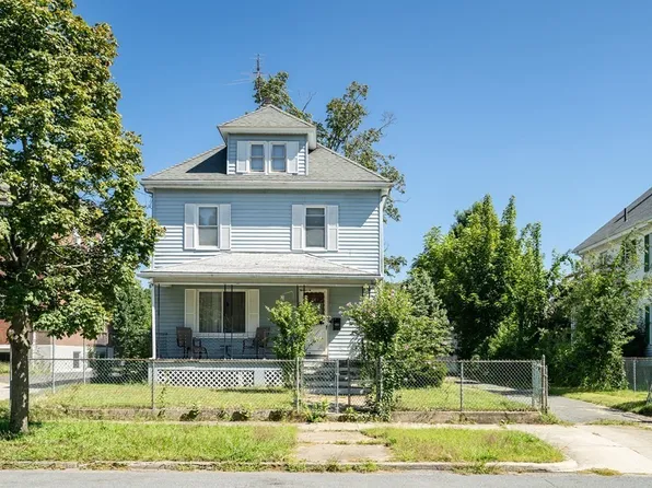 54 Lawrence St, Framingham, MA 01702