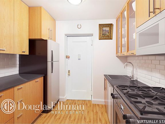 4th image of 344 E 58th St APT 4B