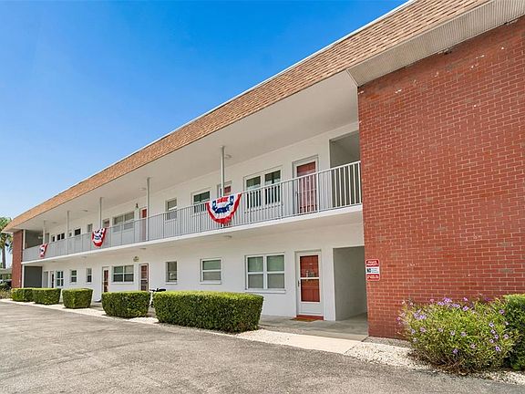 3rd image of 1325 58TH STREET N #201A