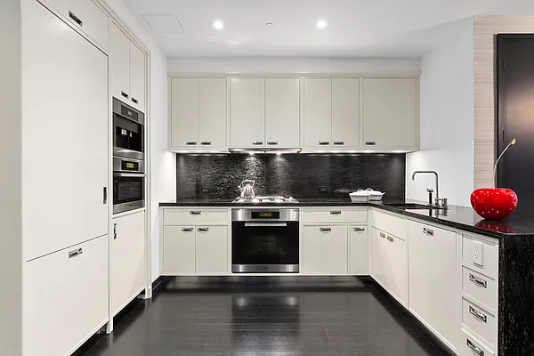 Rented by Compass | media 20