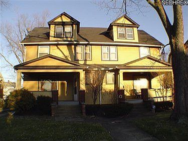 1st image of 207-209 Woodbine Ave SE