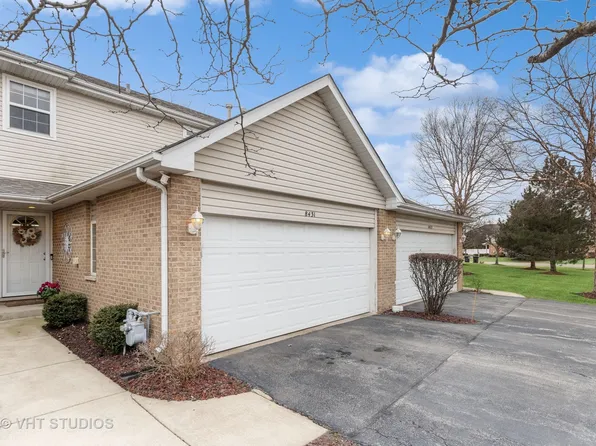 8431 Stratford Dr, Tinley Park, IL 60487