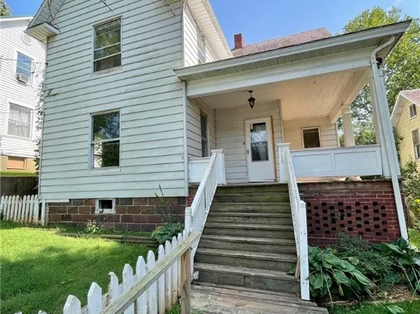 814 Quarry St, Marietta, OH 45750