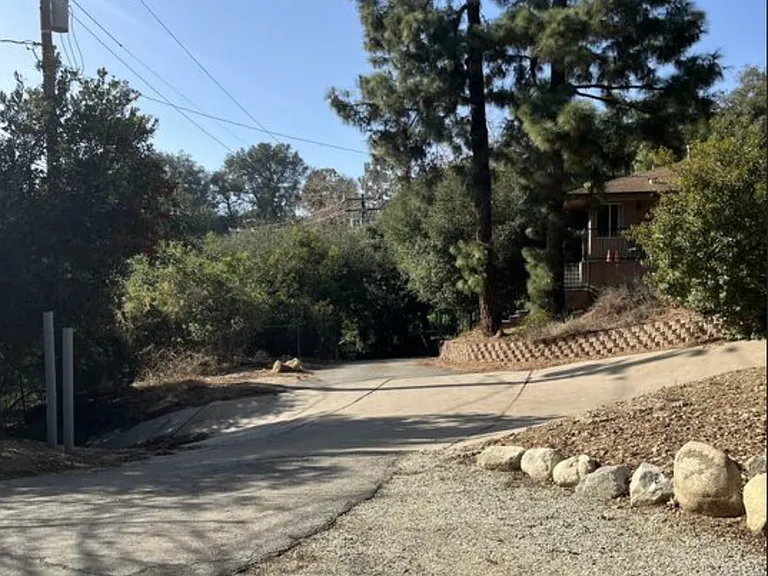 3555 Shaw Ranch Rd — Photo 40
