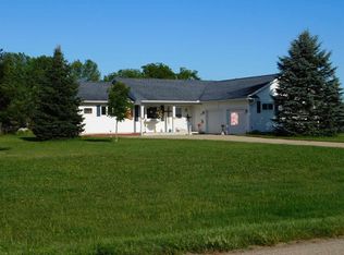 N5731 Wolf River Rd, Shawano, WI 54166