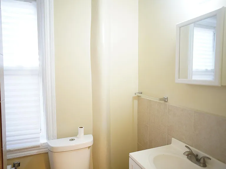 1482 N Wilton St — Photo 7