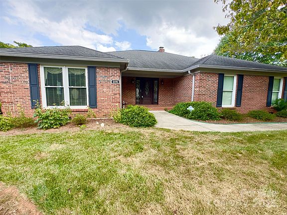 3rd image of 2191 Wynbourne Dr