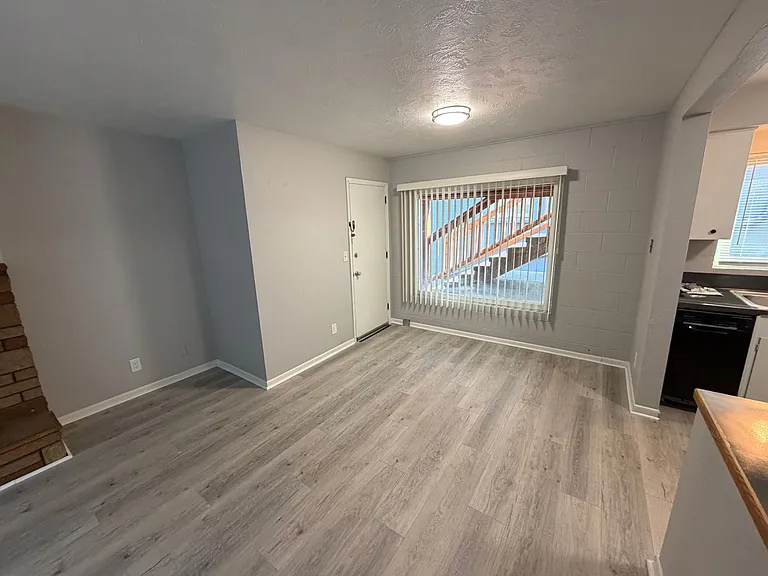 101 108 Dell Villa Drive Se 3801 #3855 — Photo 3