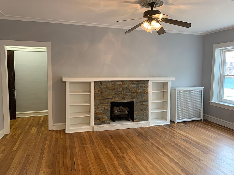 1st image of 1109 W Balmoral Ave #1