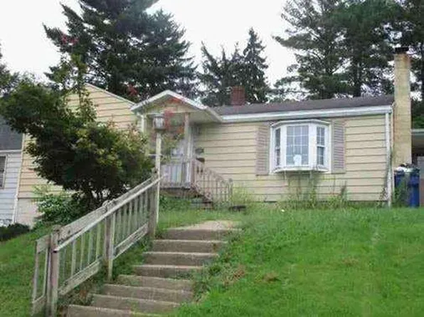 550 N 18th St, Cambridge, OH 43725