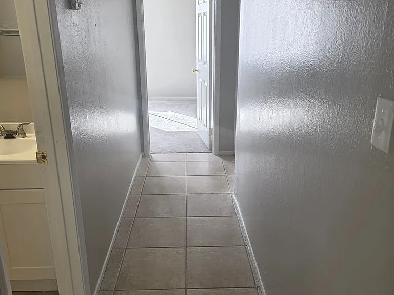 4751 Terra Linda Ave — Photo 9