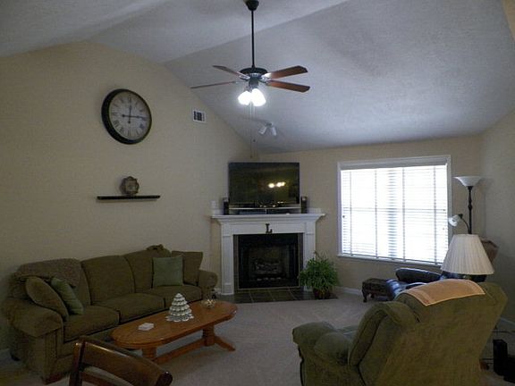 4th image of 4473 Country Glen Cir
