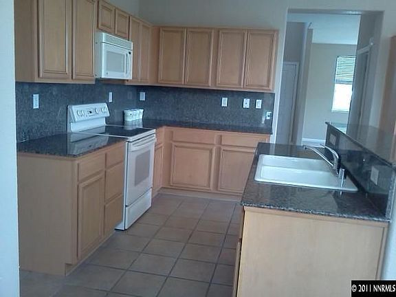 4th image of 580 Muir Pass Ct