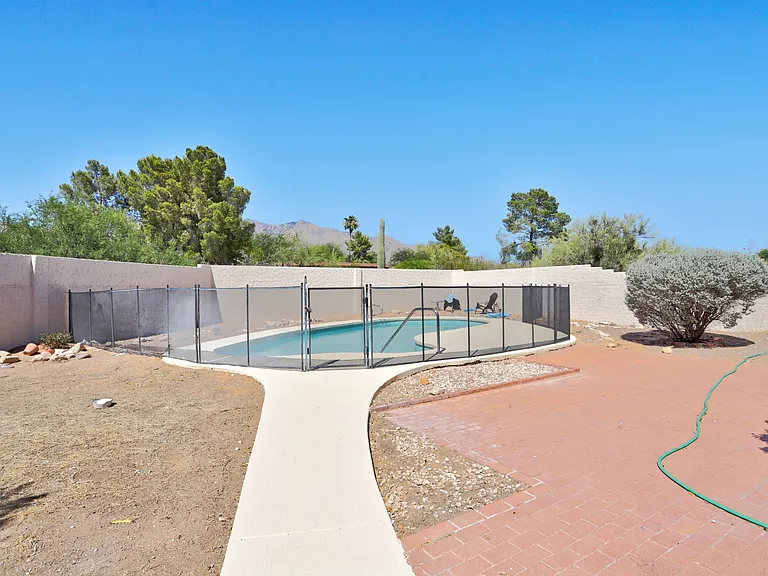 6109 N Zorrela Segundo — Photo 47
