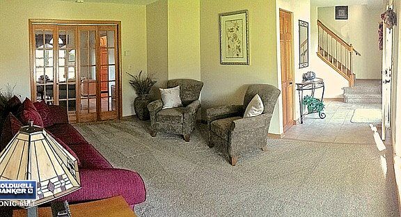 5th image of 952 McPhee Dr