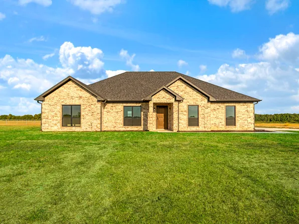 461 Fm 196 S, Blossom, TX 75416
