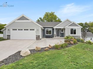 10840 Crowning Acres Ct NE, Rockford, MI 49341