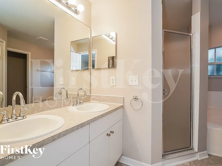 5003 Barth St — Photo 13