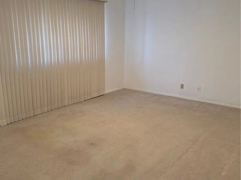 1560 Albino Dr — Photo 7
