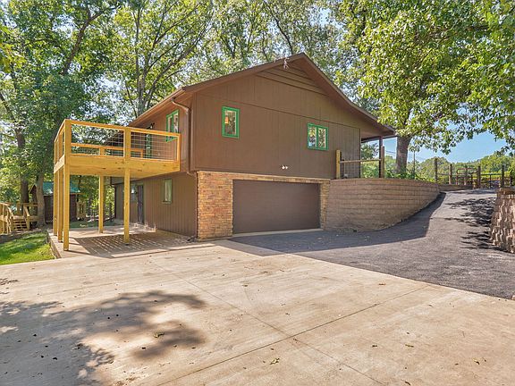 5th image of 1627 W Riverbluff Lane