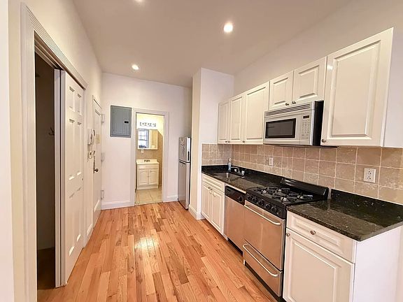 4th image of 108 Charles St #K