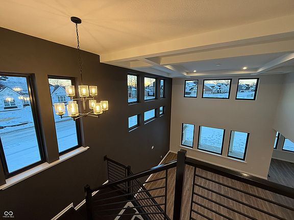 3rd image of 6581 Dogwood Dr