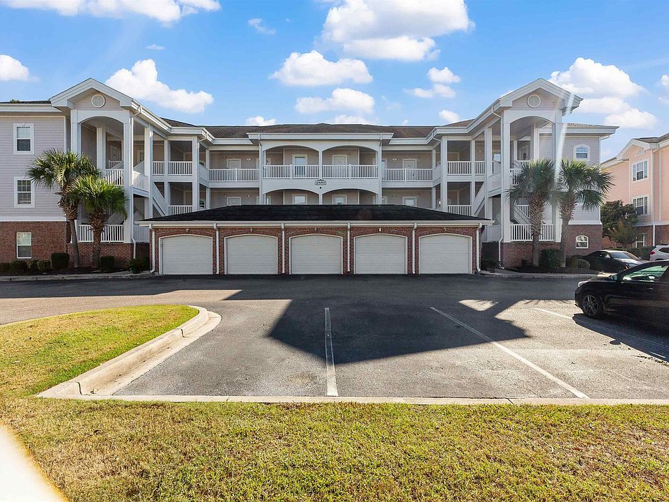 1st image of 4880 Dahlia Ct APT 102