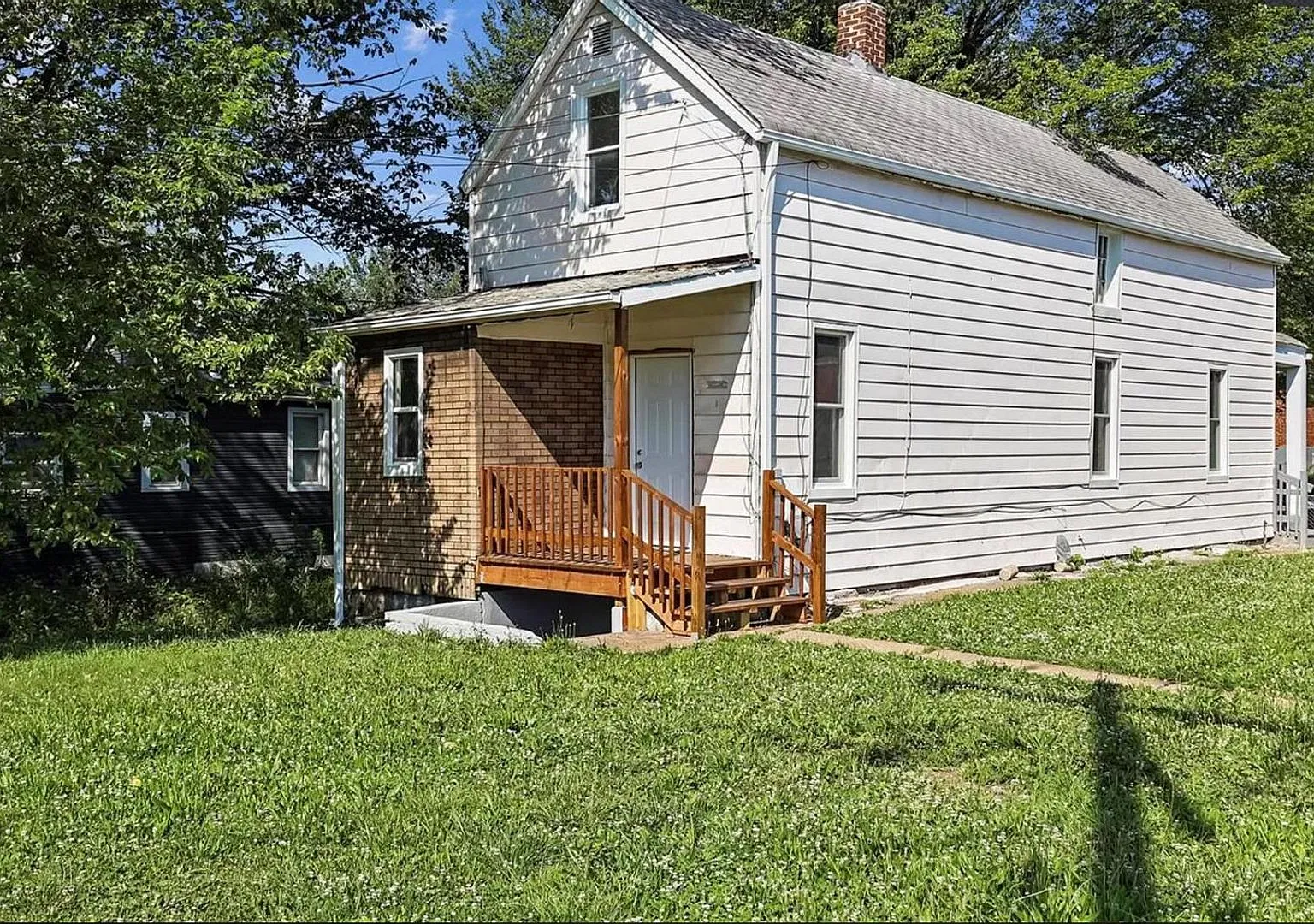 Lovely 3 Bedroom / 1 Bath for Rent - Section 8 Welcome ! — Photo 3