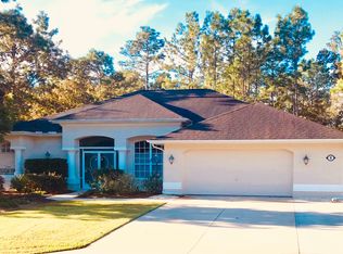 8 Snapdragons Ct, Homosassa, FL 34446