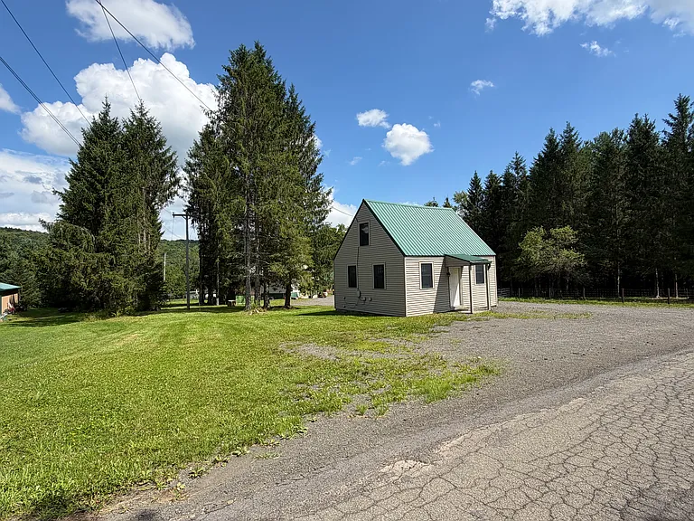 530 Cascade Valley Rd — Photo 13