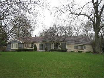 1st image of 7 Oxford Dr