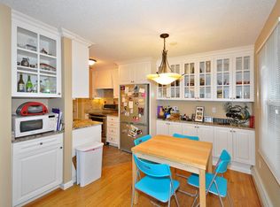 2536 Dupont Ave S APT 203, Minneapolis, MN 55405