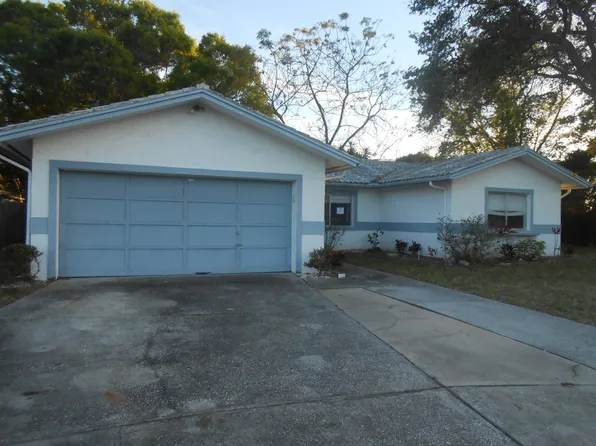 7802 Bristol Ct, Saint Petersburg, FL 33709