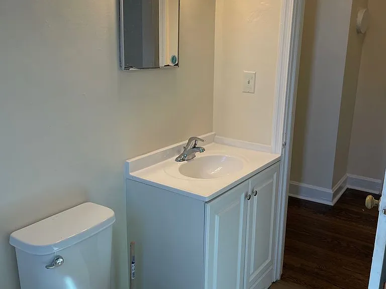 2918A & B Archdale Rd — Photo 22