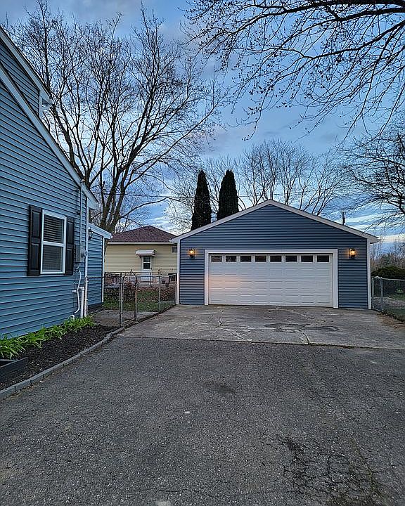 18107 Inkster Rd, Brownstown, MI 48174 Zillow