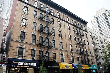 Rented by J. Lemle Real Estate