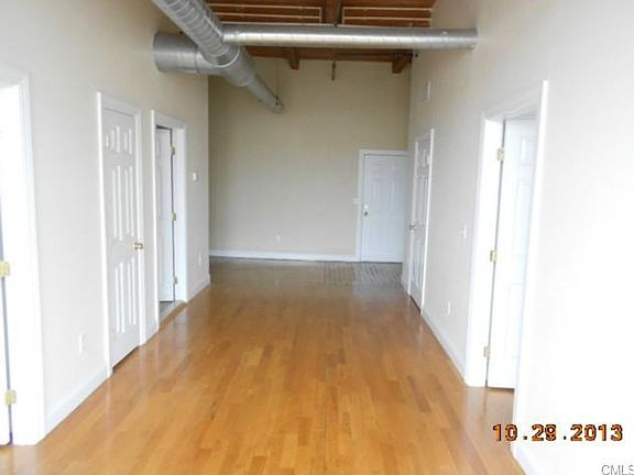 5th image of 145 Canal St Unit 513