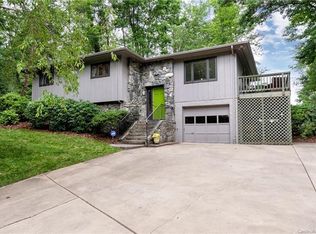 21 Twin Hills Dr, Weaverville, NC 28787