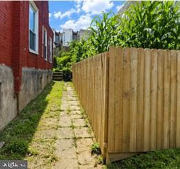 4th image of 312 W Ruscomb St