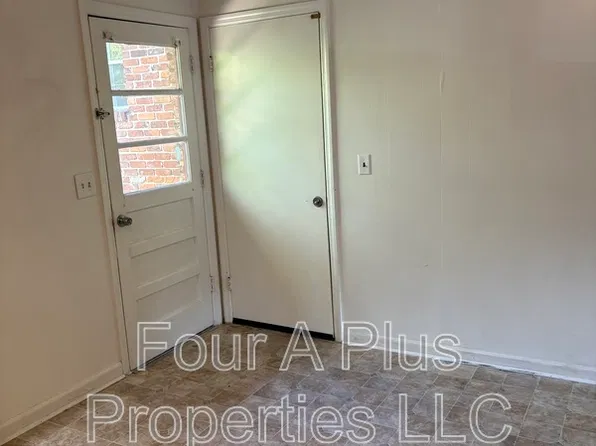 4670 Cary Ln, Hixson, TN 37343