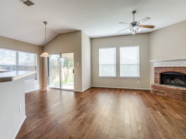 416 Sugarberry Ln, Fate, TX 75087