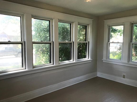 Front sun room