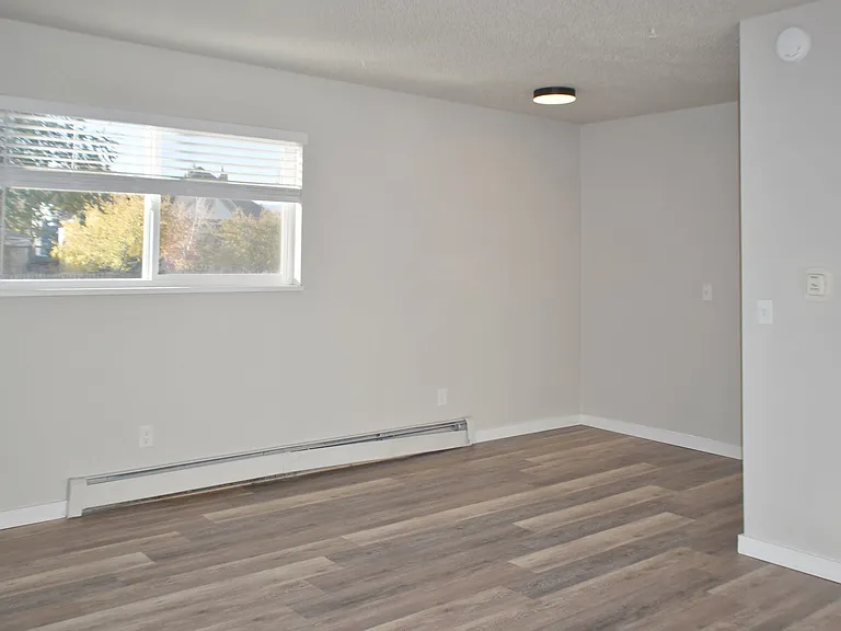 Summit View Apartments — Photo 47