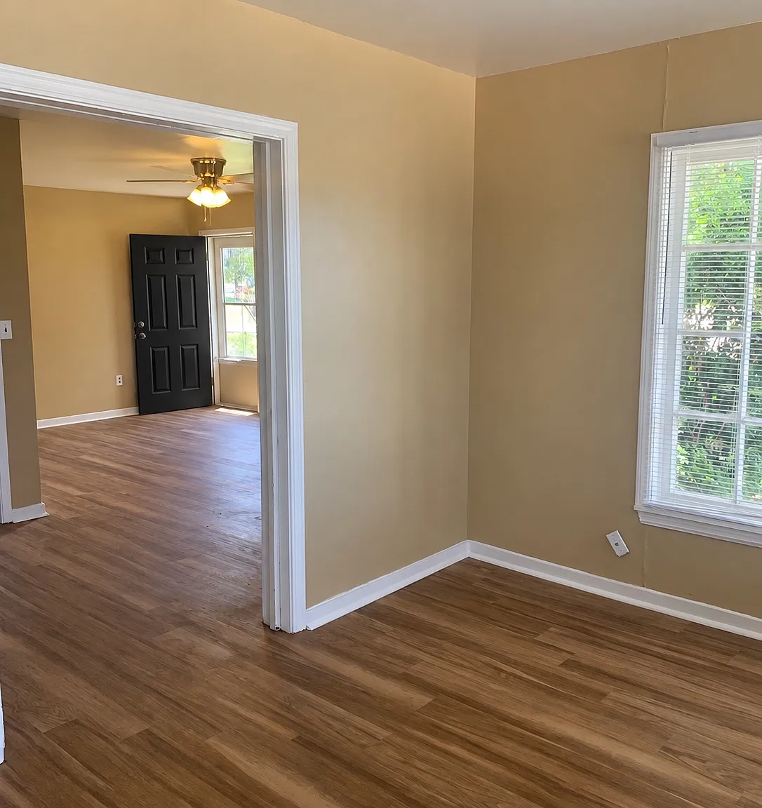 2 bed, 1112 sqft, $750 — Photo 3