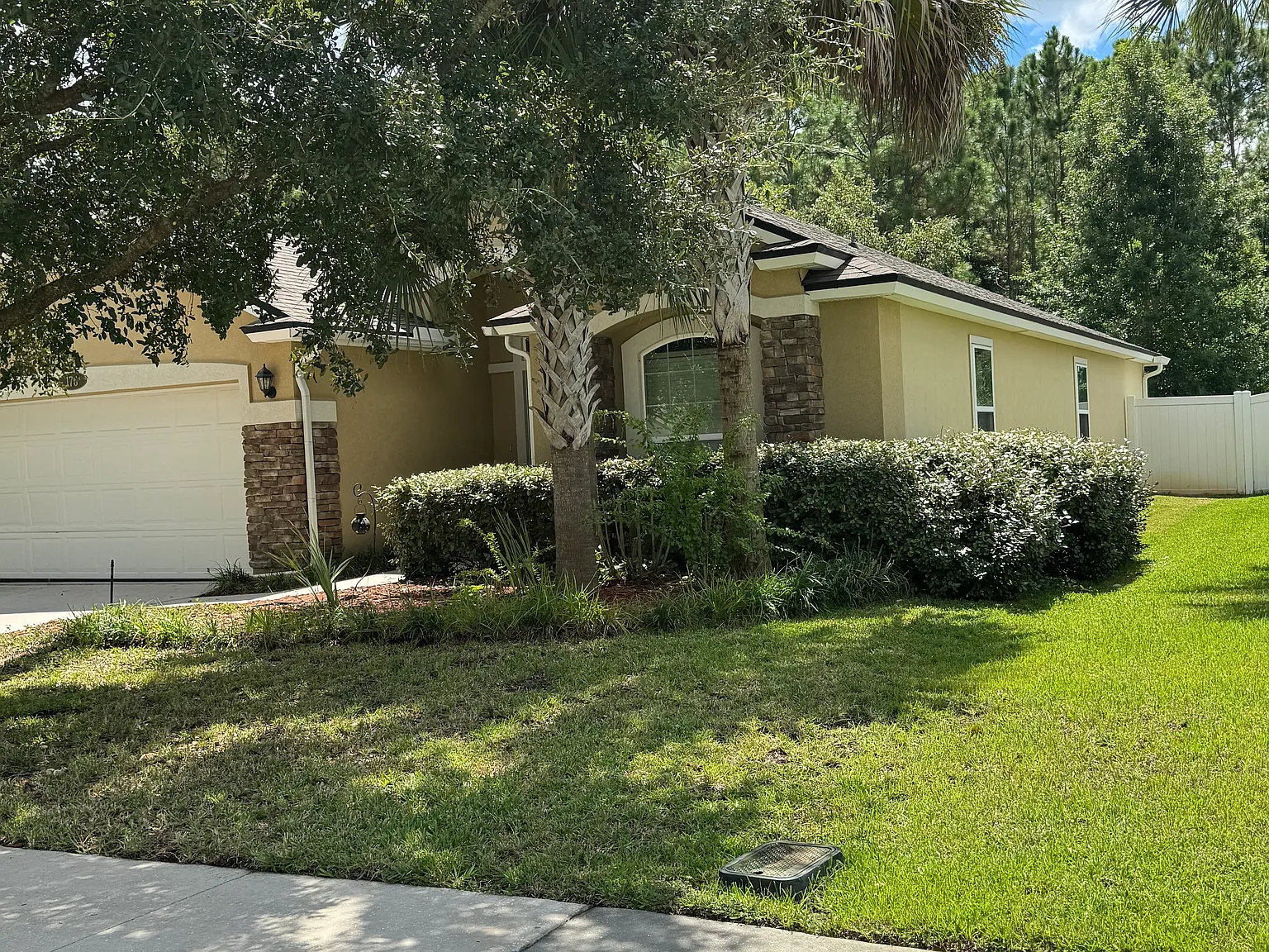 3 bed, 1798 sqft, $2,150 — Photo 2