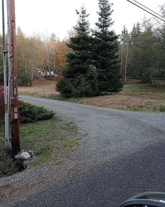 2nd image of 13223 Thompson Rd