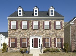 8164 Gilroy Dr, Lorton, VA 22079