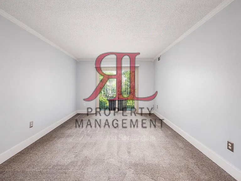 1212 Lake Shore Dr — Photo 17