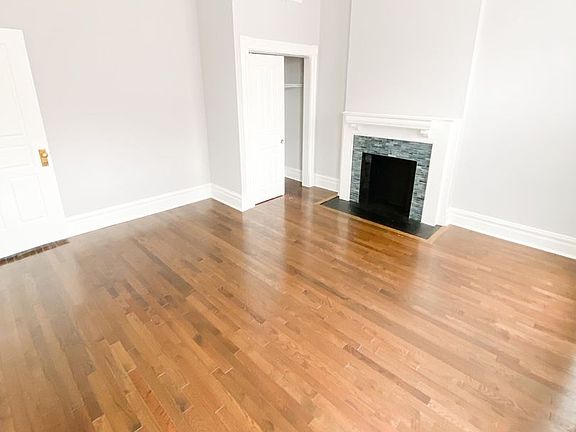 2nd image of 3257 Oregon Ave #B